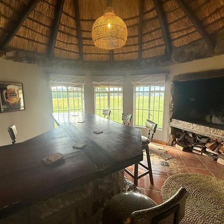 Uitzicht Private Nature Reserve And Lodge 富里斯堡 外观 照片